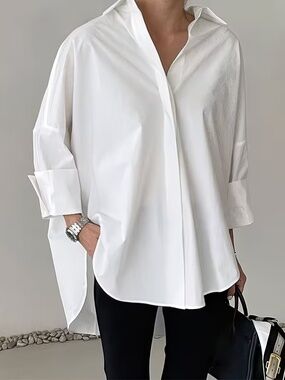 Classic white button front shirt Women's Med Large Cuffs Drop Shoulder